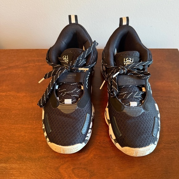 EUC Adidas Donovan Mitchell D.O.N. Issue # 3  Basketball Shoes Sneakers Size 5 - Picture 5 of 8